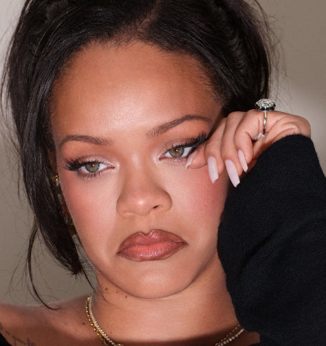 Rihanna wears Pro Filt'r 386W