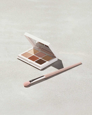 PLUSH EYESHADOW BRUSH 240,