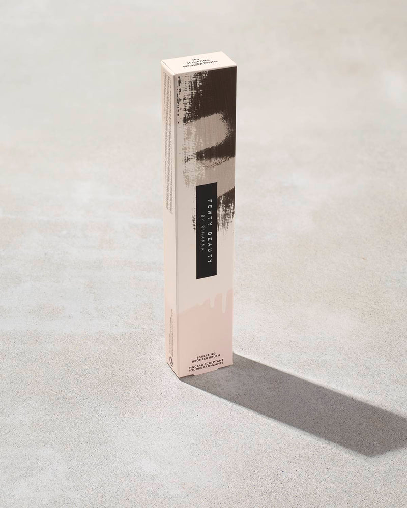 SCULPTING BRONZER  BRUSH 195, 