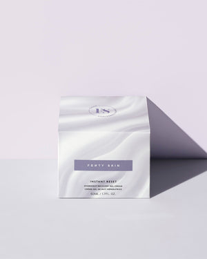 Closed box for the Instant Reset Overnight Gel Cream on a lilac background.
